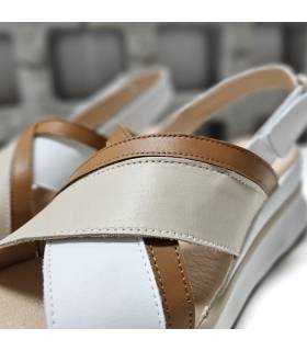 sandalias mujer velcro cómodas verano, detalle de combinacion de pieles