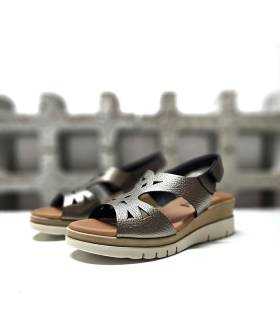 sandalias mujer piel color plomo cuña cómoda KMN