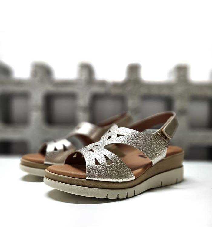 sandalias mujer piel dorada cuña cómoda KMN