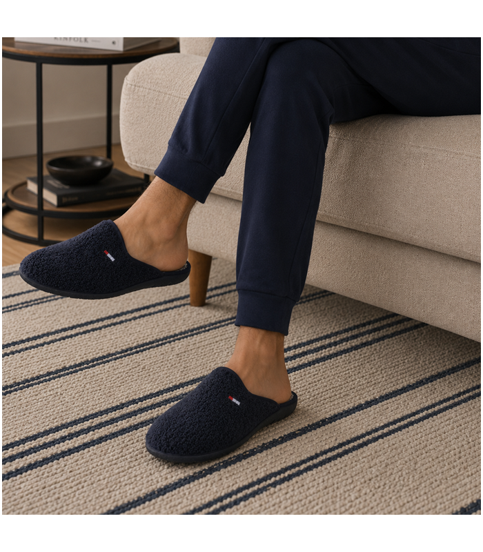 Zapatillas casa verano hombre abiertas Cabrera rizo azul puestas