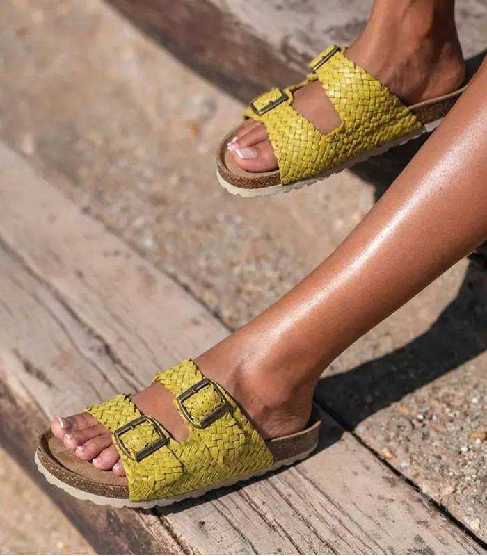 Sandalias Coronel Tapioca mujer amarillas rebajas puestas
