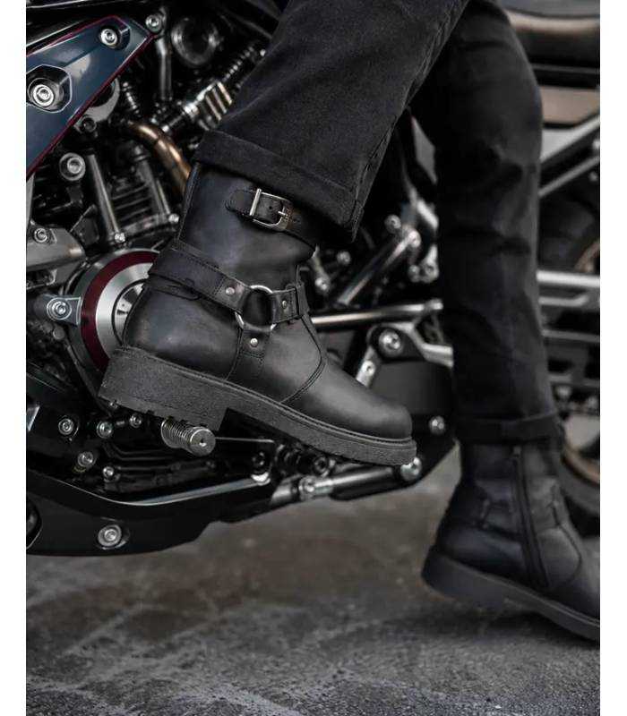 Botas hombre estilo motorista piel de Nifty ngras puestas
