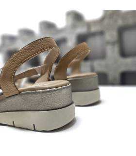 cuña de altura media de las sandalias comodas de DChicas