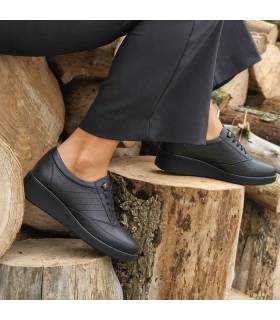 Zapatos mujer negroscuña elásticos empeine de Vicmart puestos