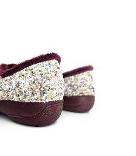 Vista trasera de zapatillas Cabrera para mujer con tejido jaspeado y piso granate