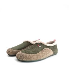 Zapatillas de casa hombre Cabrera Bamara verde kaki y beige con plantilla extraíble y forro interior suave fabricada en España