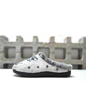 Perfil de zapatilla destalonada Plumaflex mujer con piso Relax Absolut ligero y flexible