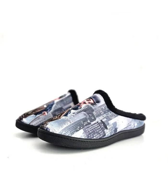 Zapatillas hombre Chaplin Plumaflex de invierno con estampado urbano, pelo negro y formato descalzo