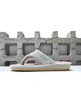 Perfil lateral de zapatilla mujer Cabrera 2301 con piso bajo especial para parquet