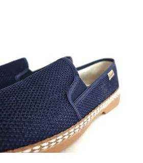 detalle camping hombre azul marino con elásticos laterales