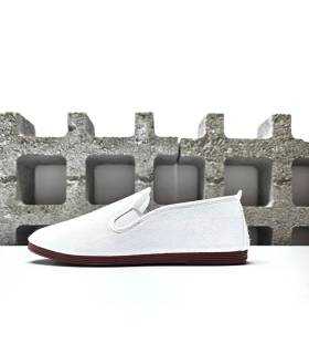 perfil lateral zapatillas gimnasia colegio blancas Javer