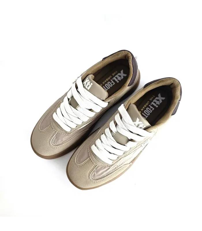 Zapatillas Xti mujer beige claro con cierre cordones