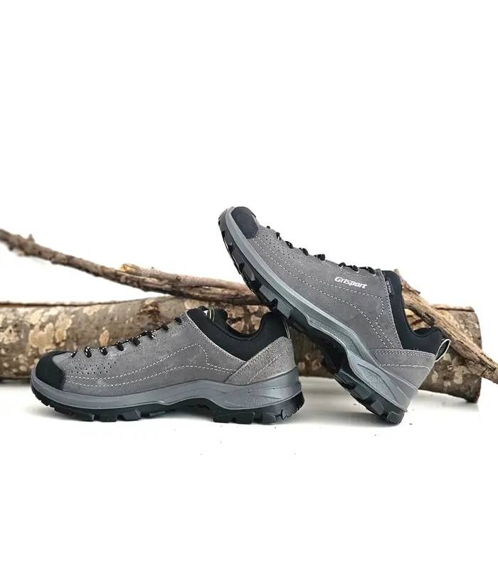 Perfil zapatillas trekking hombre Grisport piel gris