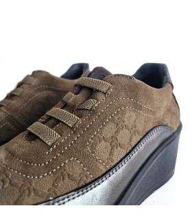 Detalle zapatos Laura Azaña mujer elásticos empeine