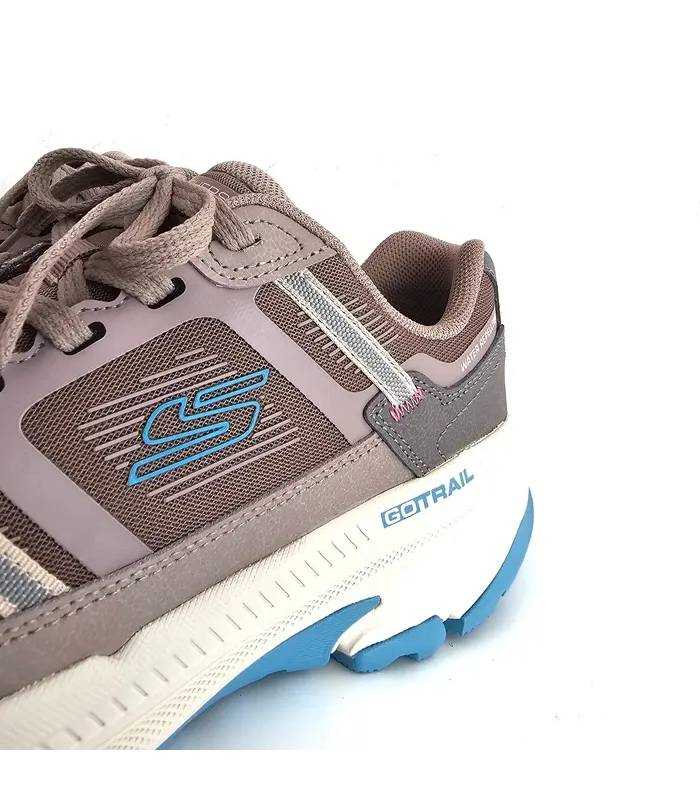 Detalle Skechers senderismo mujer Water Repellent GO TRAIL
