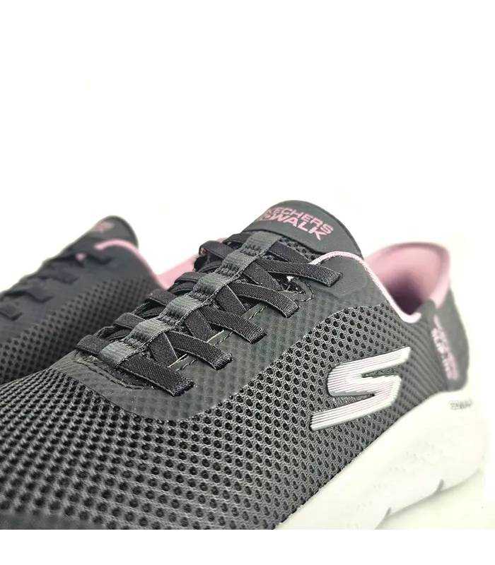 Detalle malla cordones elásticos Skechers Slip-ins mujer negras