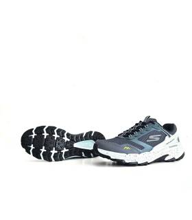 Suela zapatillas trekking mujer Skechers con tacos de agarre