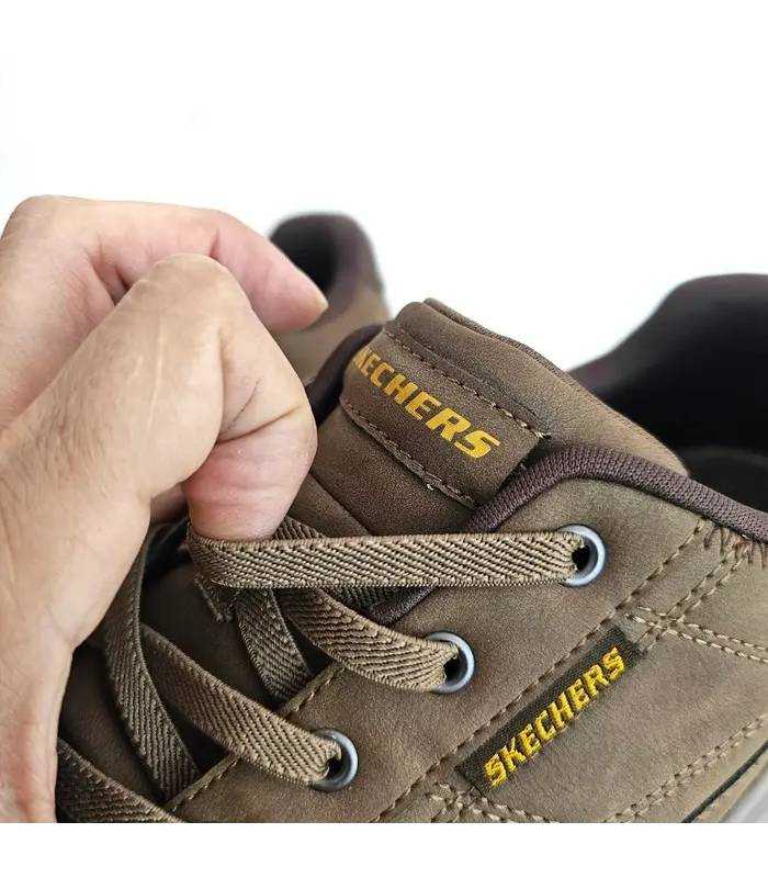 Zapatos Skechers hombre marrón detalle cordones elásticos No Tie Fit