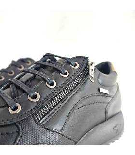 Detalle cremallera zapatillas Kangaroos mujer negras
