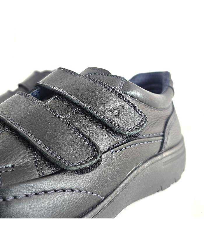Zapatos negros hombre cómodos Luisetti detalle piel