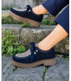 Zapatos mujer Nival Tudela 02 azules de invierno puestos