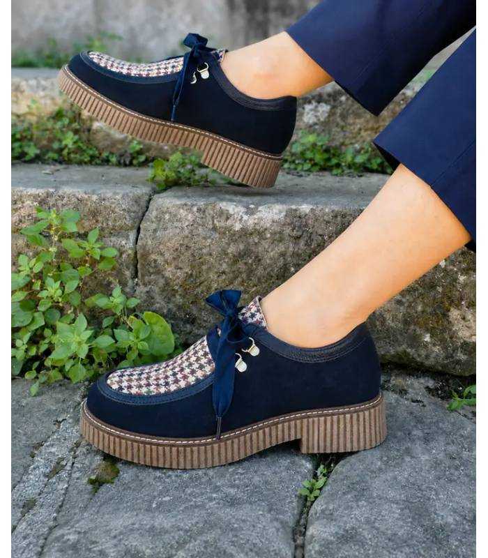 Zapatos mujer Nival Tudela 02 azules de invierno puestos