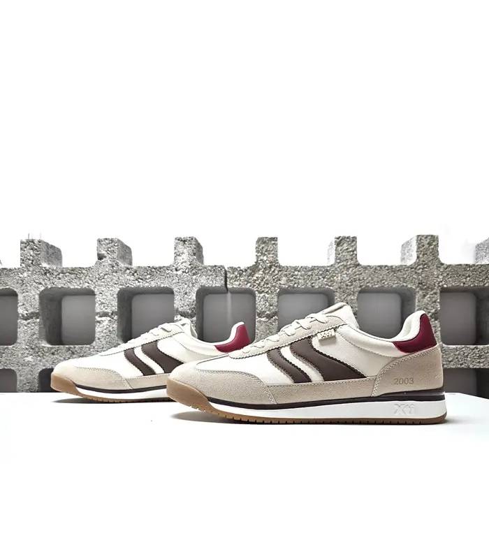 Zapatillas hombre estilo retro XTI crudo y marrón