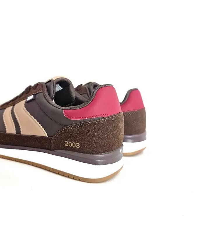 Talón zapatillas XTI hombre marrón chocolate estilo retro