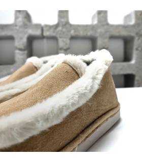 Detalle pelo zapatillas mujer Salvi Nuuk tostado