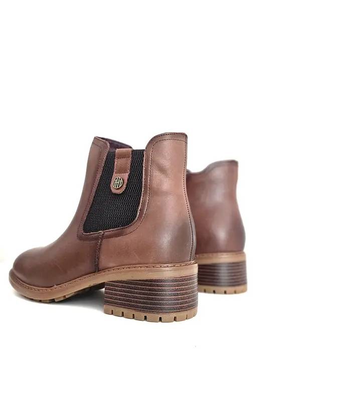 Botines mujer piel camel The Happy Monk vista trasera