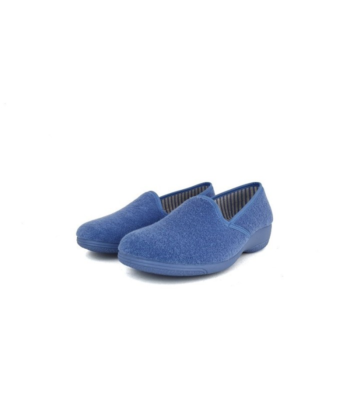 zapatilla de casa de mujer en tela de rizo azul claro con cuña fabricada por Cabrera