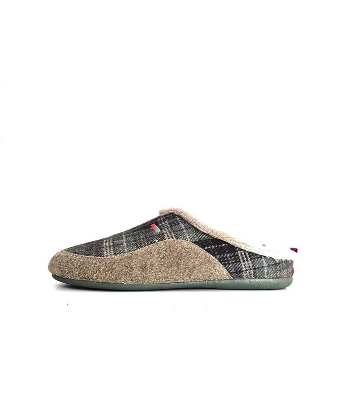 Perfil zapatillas casa hombre cuadros verdes