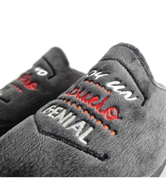 Detalle mensaje abuelo genial zapatillas Cabrera
