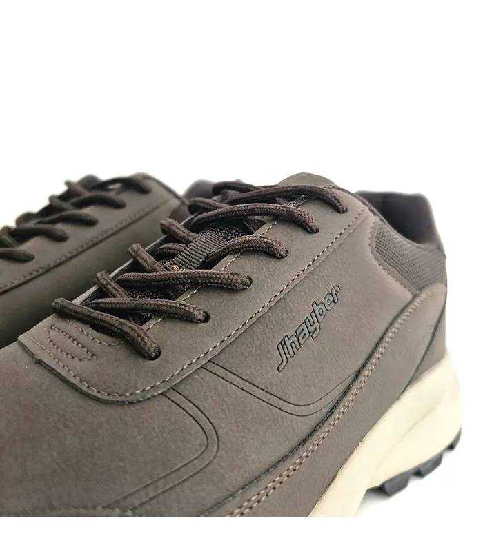 Detalle cordones zapatillas Jhayber Tariq marrón