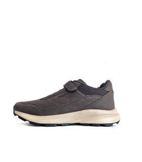 Perfil zapatillas Jhayber Charca hombre marrón