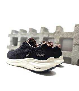 Skechers Slip-ins mujer negras Contour Foam trasera