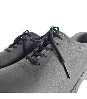 Detalle zapatos mujer negros cordones Suave Michelle