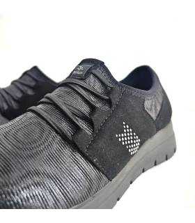 Detalle cordones elásticos zapatos FlyFlot mujer