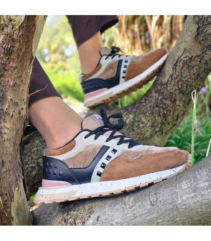 Zapatillas Xti mujer invierno casual marrón beige con pelo sintético puestas