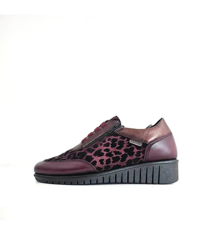 Zapatos mujer animal print Barefly burdeos vista lateral