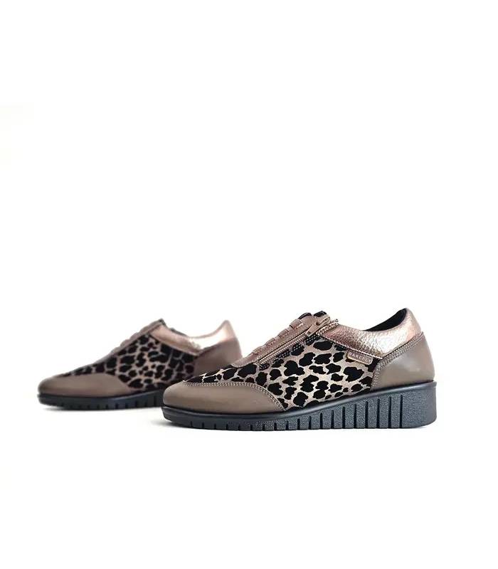 Perfil zapatos Barefly mujer animal print taupe