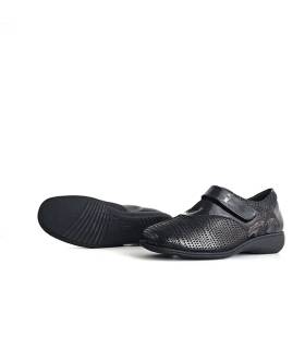 Zapatos mujer horma ancha Doctor Cutillas negro vista suela