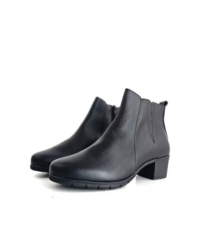 Botines mujer piel negra Valerias vista frontal