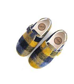 Vista superior zapatillas Cabrera mujer cuadros azul mostaza