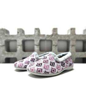 Zapatillas Pelusín mujer cerradas rosa dibujo geométrico