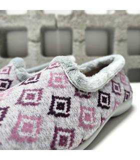 Detalle tejido punto zapatillas Pelusín mujer rosa