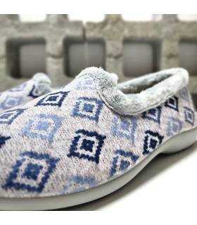 Detalle tejido punto zapatillas Pelusín mujer azul