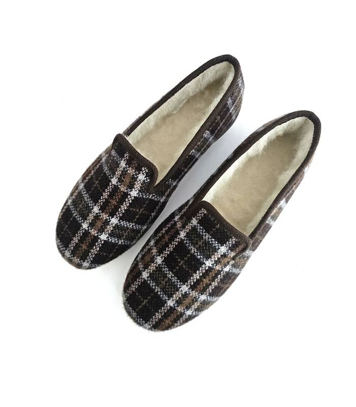 Zapatillas Pelusín hombre marrones vista desde arriba