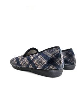 Vista trasera zapatillas Pelusín hombre cerradas de cuadros