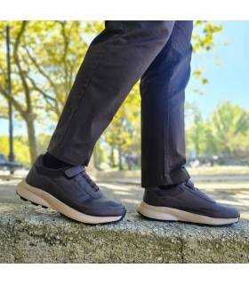 Zapatillas hombre Comfort Travel Jhayber marrónes puestos